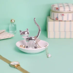 Mbajtëse bizhuterish mace - Image 1