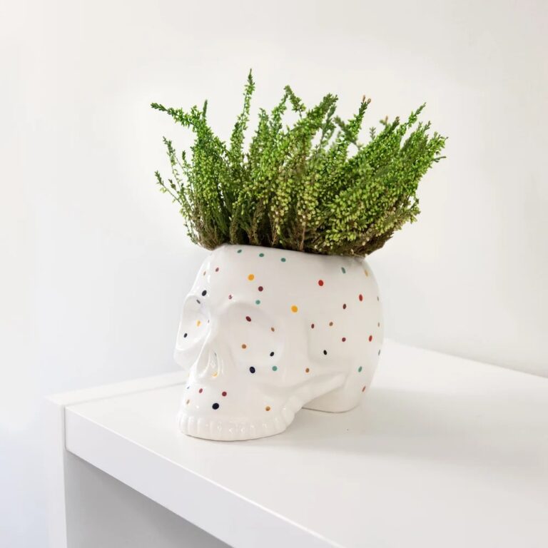 Vazo në formë kafke – Dots